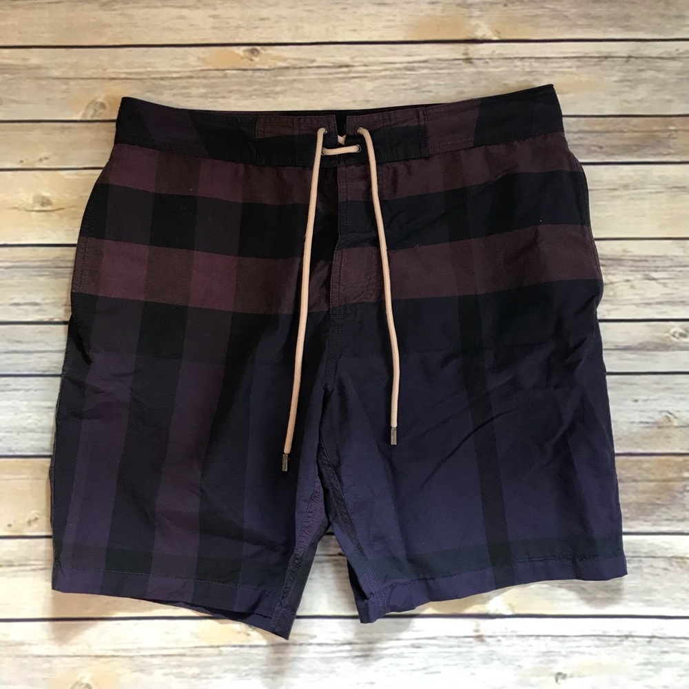 Men’s Burberry Swim Trunks Medium